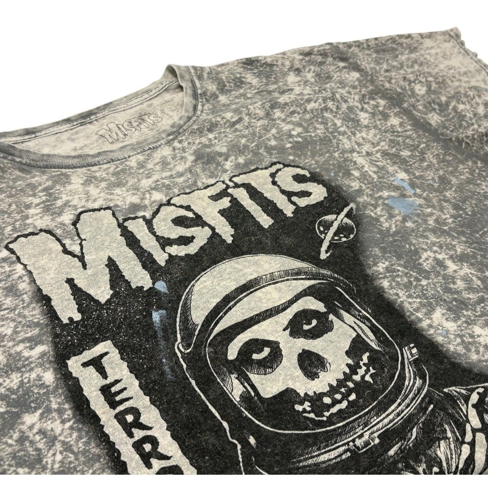 Misfits Lost In Space Mens XL T-Shirt Gray Acid Wash Paint Splatter Distressed